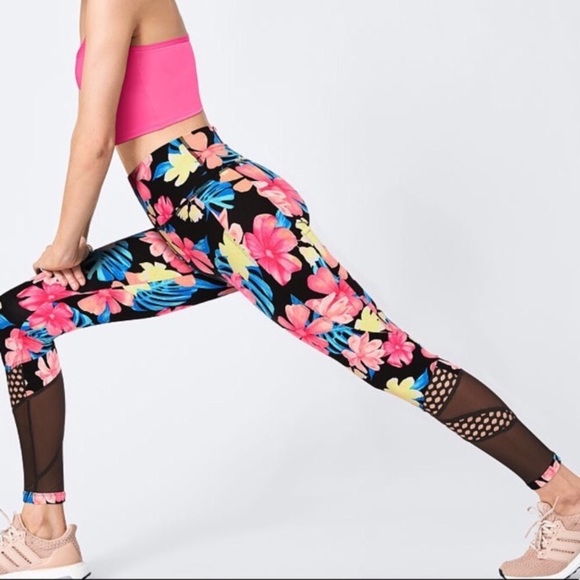 PINK Victoria's Secret Pants - VS PINK ULTIMATE HIGH WAIST MESH LEGGING / MEDIUM